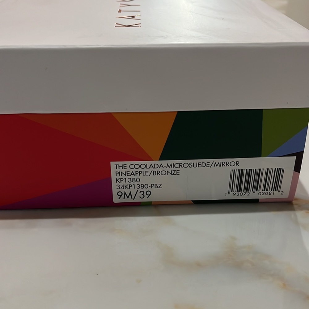 Pineapple Heels - image 4